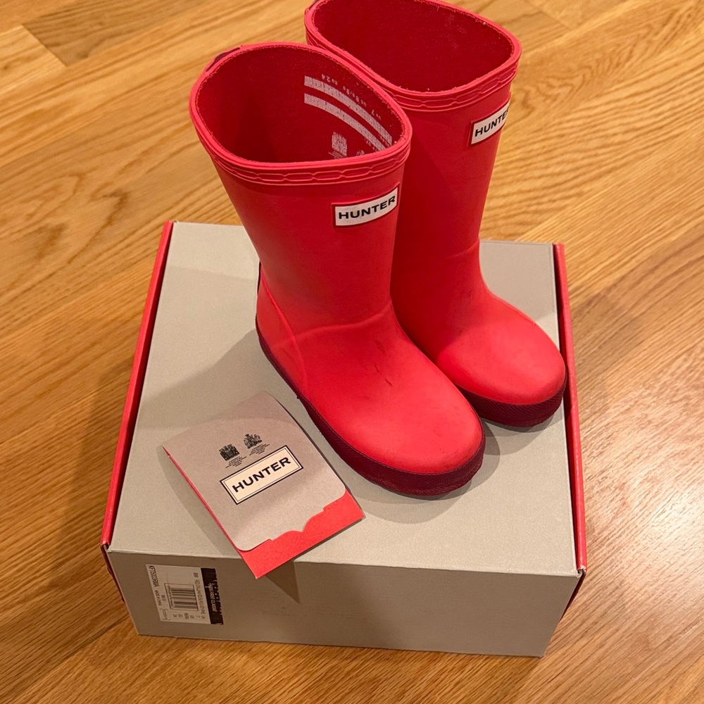 Hunter Kids Bright Red Rubber Rain Boots